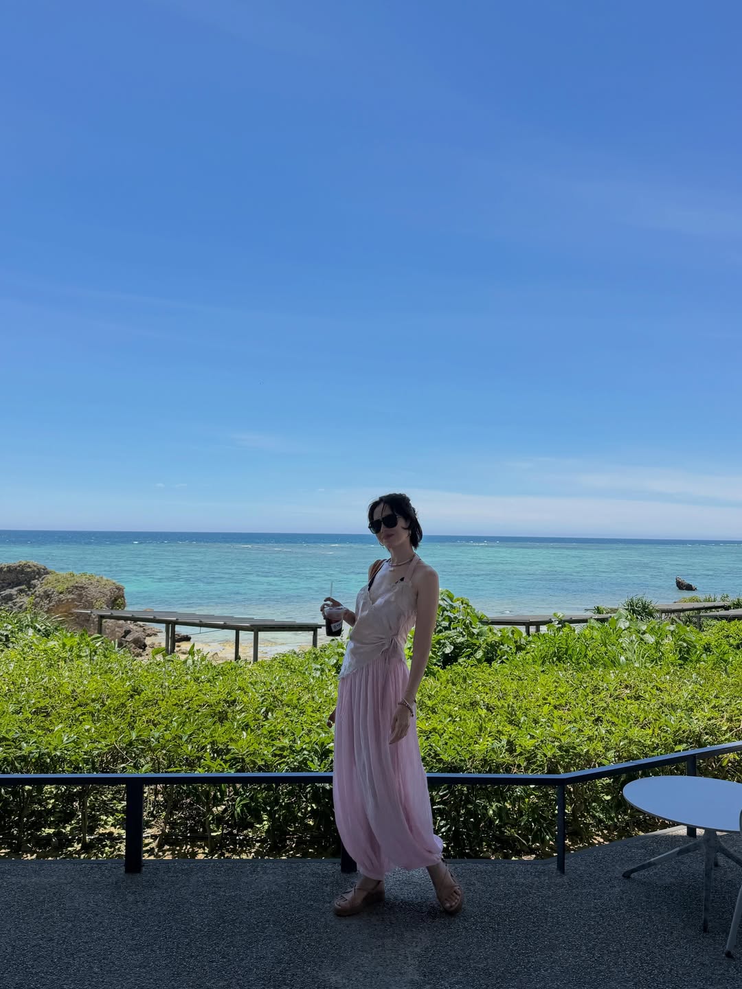 Lần đầu thấy Son Ye Jin li&ecirc;n tục khoe style m&aacute;t mẻ thế n&agrave;y: To&agrave;n đồ đơn giản nhưng dễ ưng- Ảnh 7.