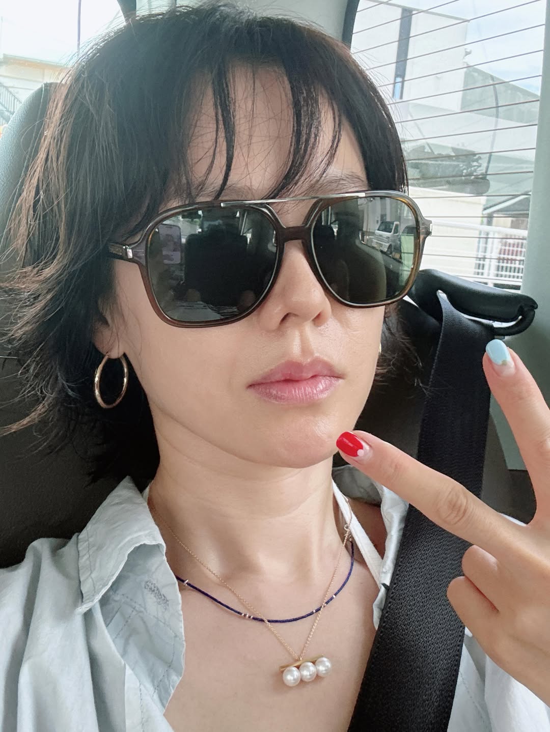 Lần đầu thấy Son Ye Jin li&ecirc;n tục khoe style m&aacute;t mẻ thế n&agrave;y: To&agrave;n đồ đơn giản nhưng dễ ưng- Ảnh 13.