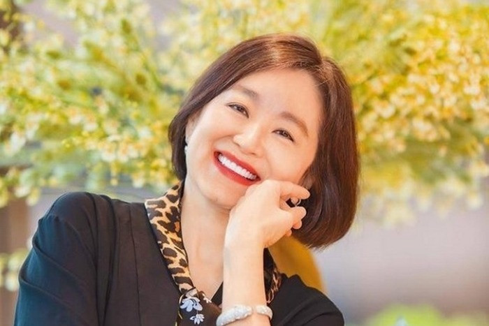 Mỹ nh&acirc;n "Đ&ocirc;ng Phương Bất Bại": 18 năm l&agrave;m người thứ ba kh&ocirc;ng đợi được lời c&acirc;u h&ocirc;n, y&ecirc;u 18 ng&agrave;y đ&atilde; được rước v&agrave;o h&agrave;o m&ocirc;n- Ảnh 9.
