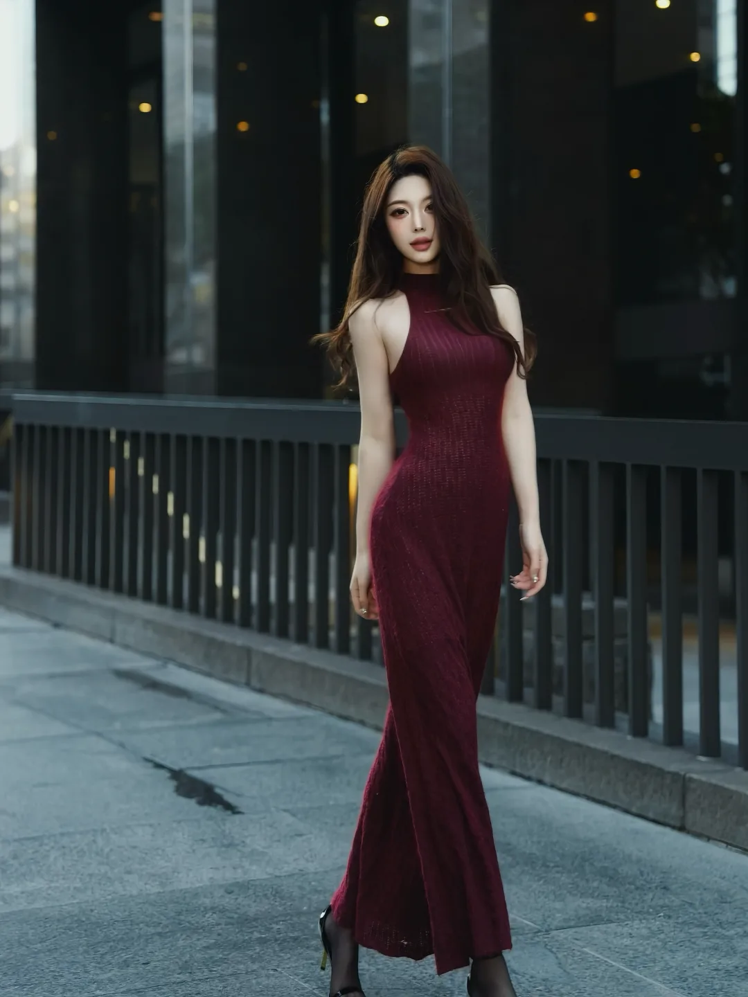 Ph&aacute;t hiện một nữ sinh vừa bước l&ecirc;n s&acirc;n khấu tốt nghiệp, cả hội trường bỗng th&agrave;nh background- Ảnh 9.