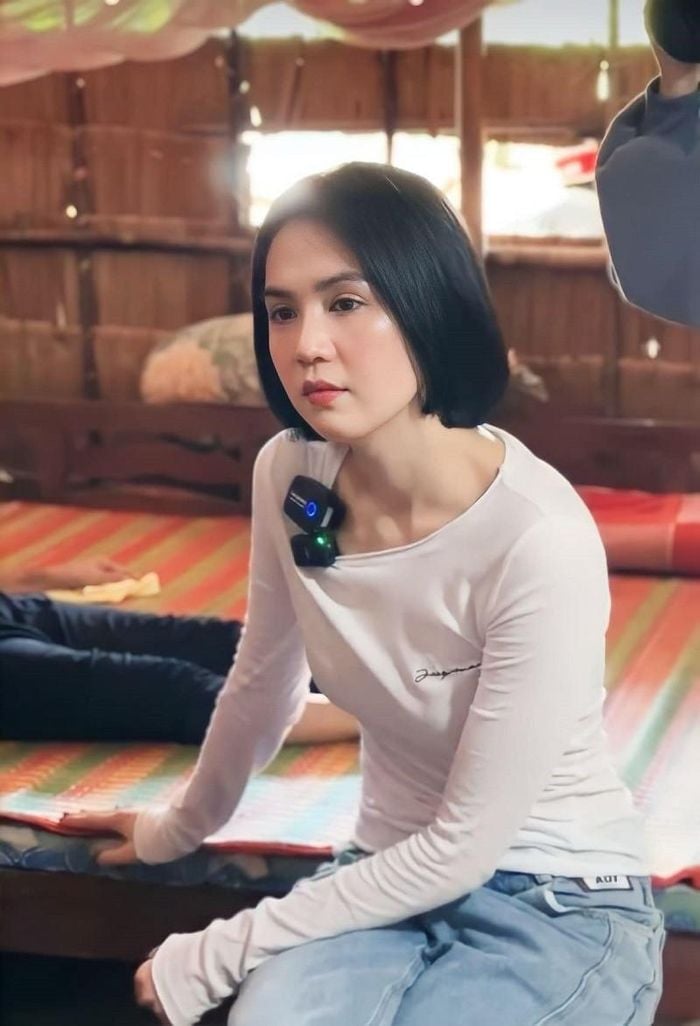 Mỹ nh&acirc;n Việt l&agrave;m nh&acirc;n vi&ecirc;n trong qu&aacute;n bida giờ sống trong nh&agrave; 50 tỷ, c&oacute; hội bạn "muốn gia nhập phải c&oacute; 1 tỷ"- Ảnh 9.