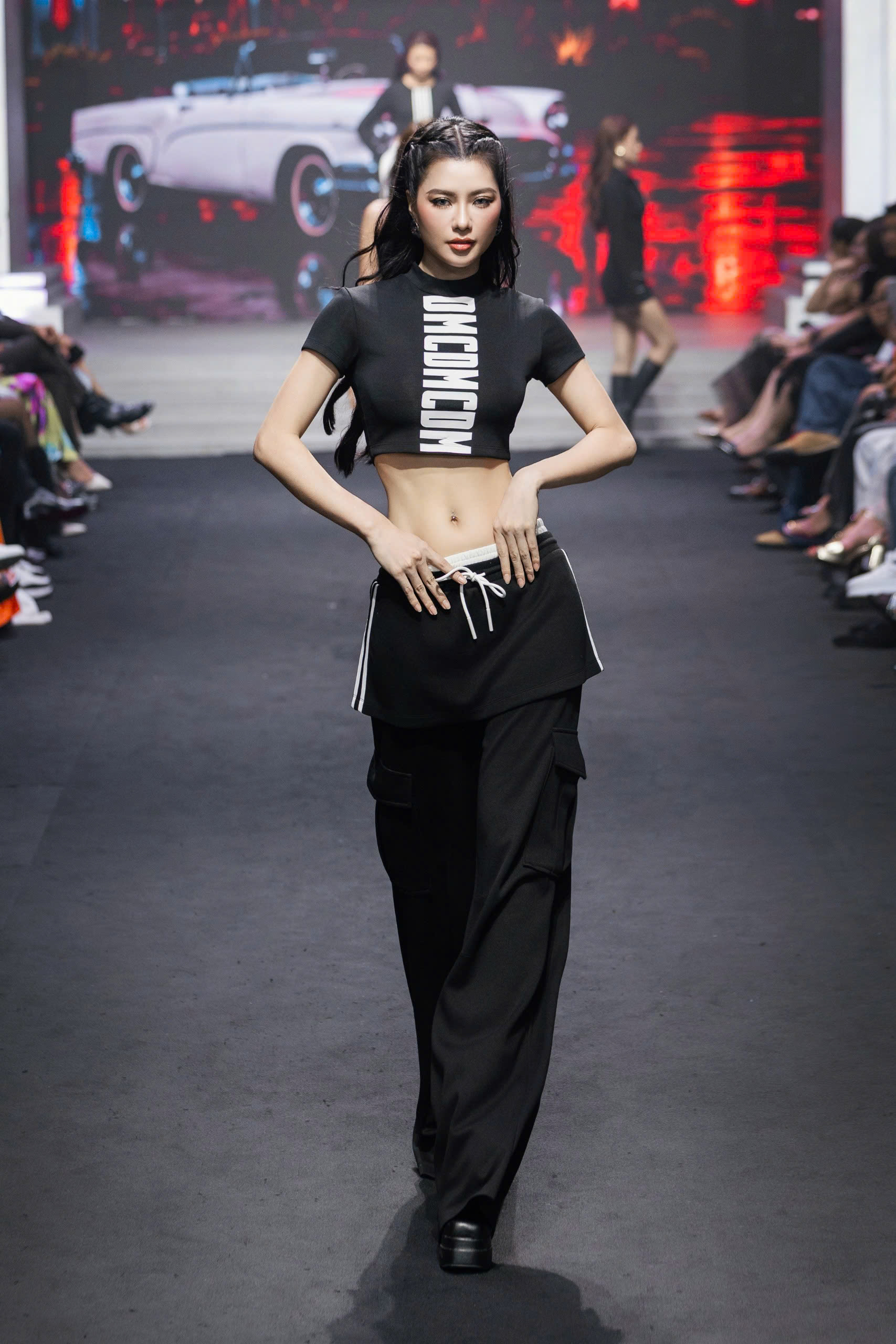 Khung h&igrave;nh gấp 3 visual hiếm thấy trong showbiz: Thanh Thuỷ, Tiểu Vy, Kỳ Duy&ecirc;n xứng danh Hoa hậu ch&aacute;nh cung, nh&igrave;n sao cũng đẹp- Ảnh 3.