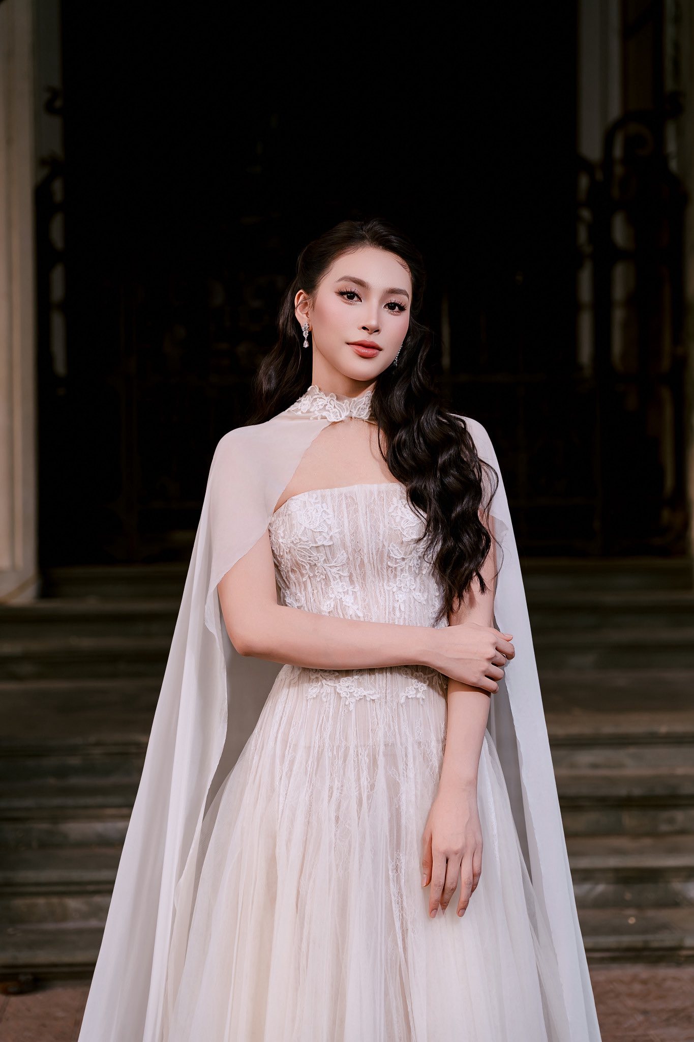 Khung h&igrave;nh gấp 3 visual hiếm thấy trong showbiz: Thanh Thuỷ, Tiểu Vy, Kỳ Duy&ecirc;n xứng danh Hoa hậu ch&aacute;nh cung, nh&igrave;n sao cũng đẹp- Ảnh 8.