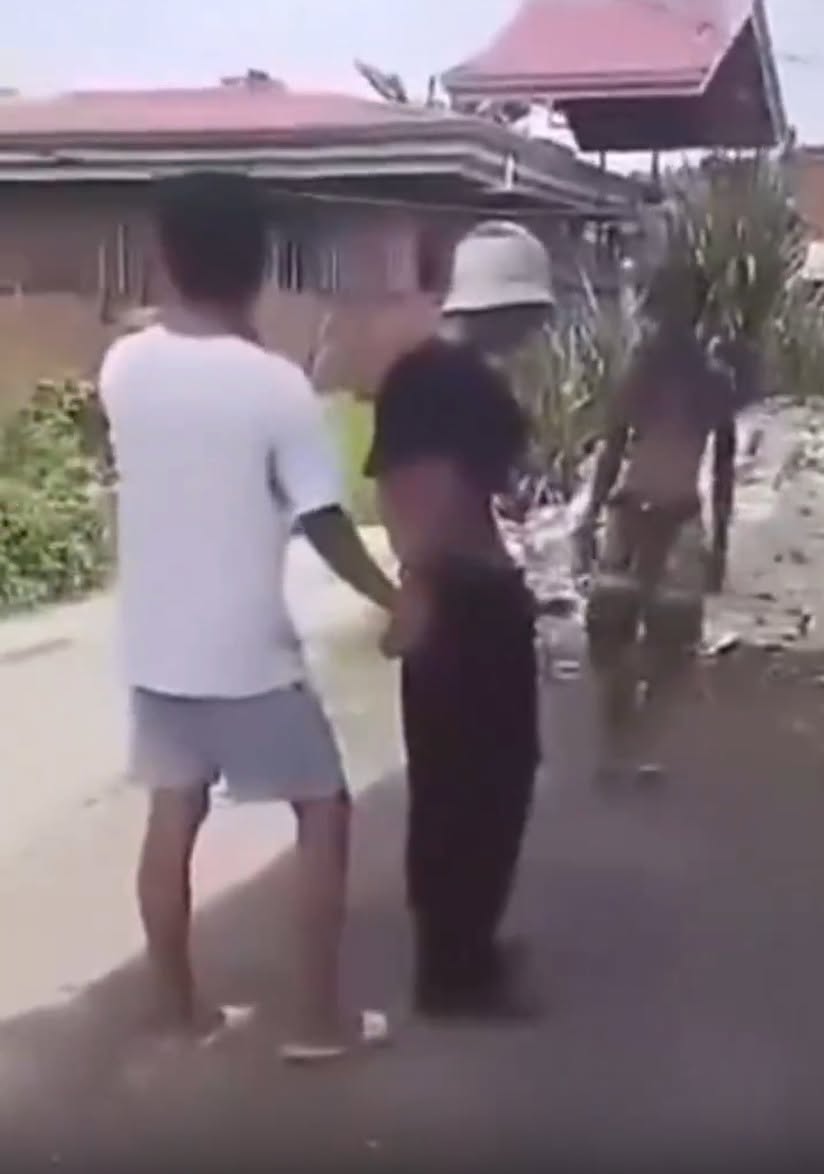 Hiện trường kinh ho&agrave;ng vụ xả s&uacute;ng tại trường học ở Philippines khiến 10 học sinh thương vong; nghi phạm mới 14 v&agrave; 15 tuổi- Ảnh 6.