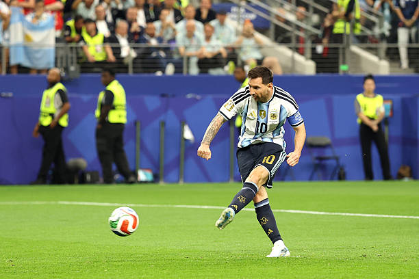 Diễn biến Argentina vs Áo tại World Cup: VÀO! Messi làm lên lịch sử với 17 bàn thắng - Ảnh 2.