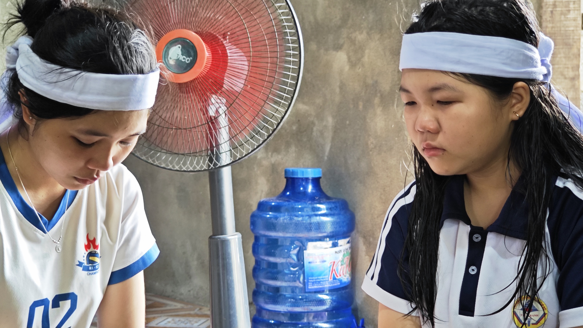 Xót xa cuộc gọi dang dở của con gái nam tài xế tử vong dưới hố cống sâu 5m: "Con đợi mãi vẫn không thấy bố gọi lại nữa..."- Ảnh 6. Xót xa cuộc gọi dang dở của con gái nam tài xế tử vong dưới hố cống sâu 5m: "Con đợi mãi vẫn không thấy bố gọi lại nữa..."- Ảnh 6.