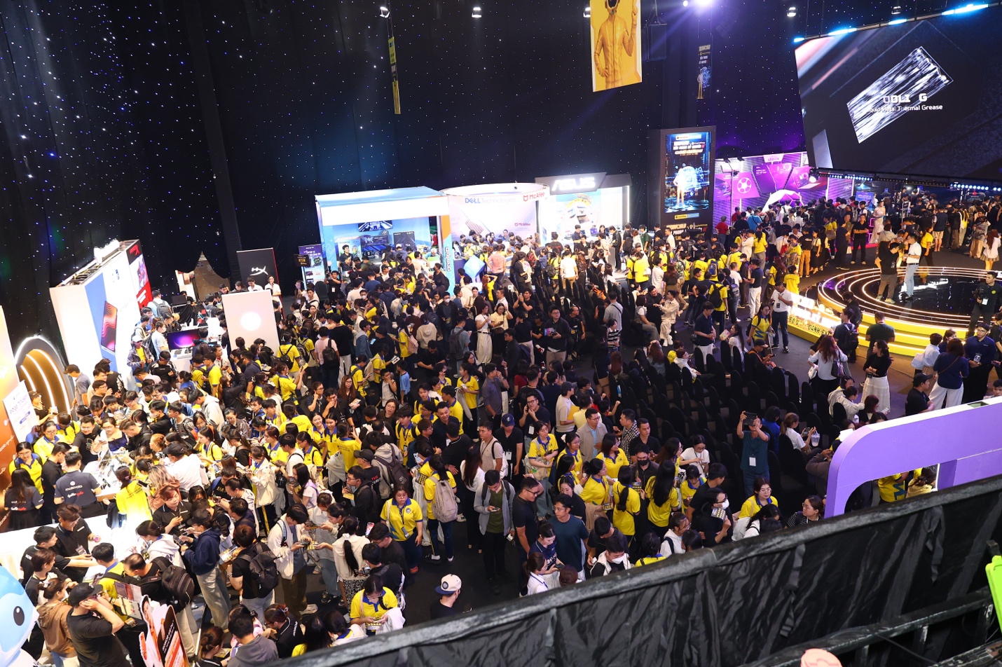 TECHWORLD 2026 đồng hành cùng thế hệ trẻ: Nâng tầm trải nghiệm công nghệ AI và tiếp sức một tỷ đồng đến trường - Ảnh 3. TECHWORLD 2026 đồng hành cùng thế hệ trẻ: Nâng tầm trải nghiệm công nghệ AI và tiếp sức một tỷ đồng đến trường - Ảnh 3.