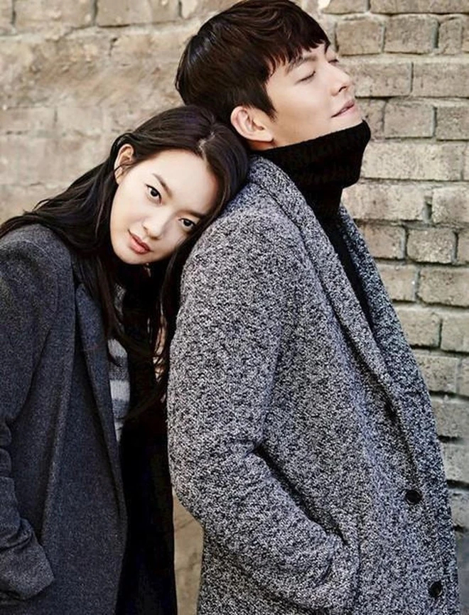 Chuyện kh&ocirc;ng tưởng về h&ocirc;n nh&acirc;n của Shin Min Ah - Kim Woo Bin- Ảnh 1.