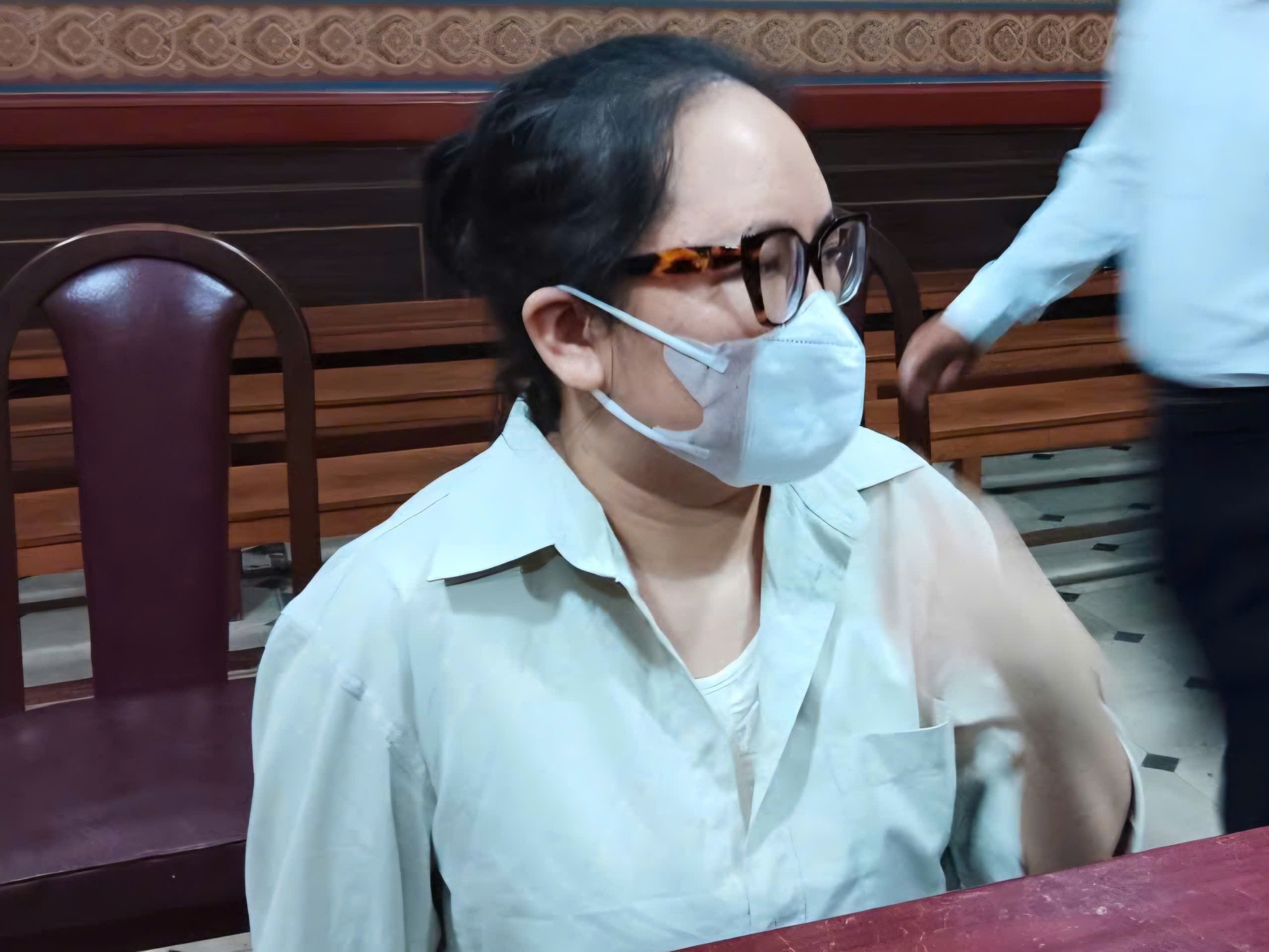 TPHCM: Chi&ecirc;u tr&ograve; gi&uacute;p nữ "thầy b&oacute;i" 9X kiếm 28,1 tỉ đồng trong hơn một năm - Ảnh 1.