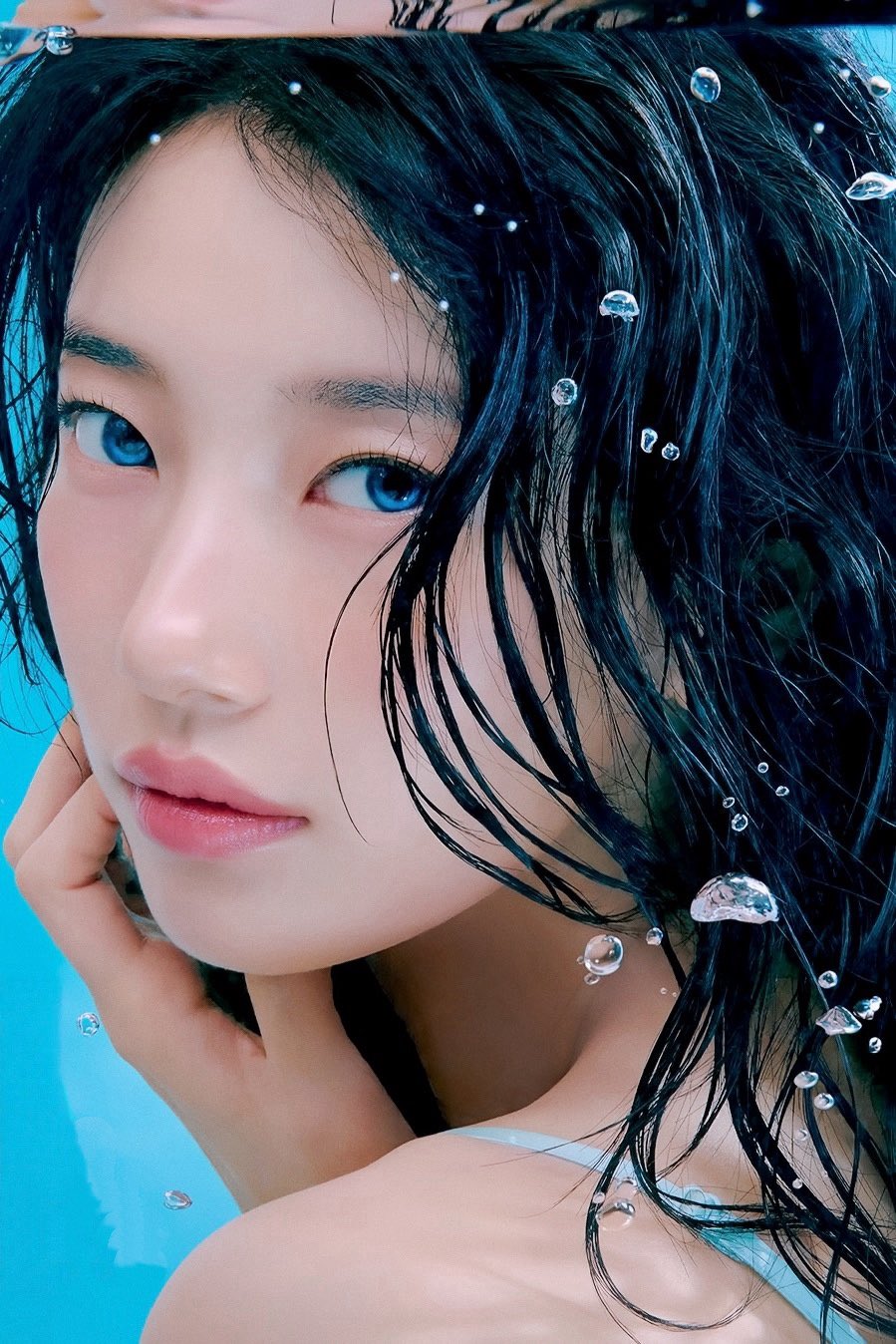 4 trụ cột nhan sắc showbiz: Sang chảnh cỡ Jennie vẫn chịu thua "nhan sắc ng&agrave;n năm c&oacute; một"- Ảnh 6.
