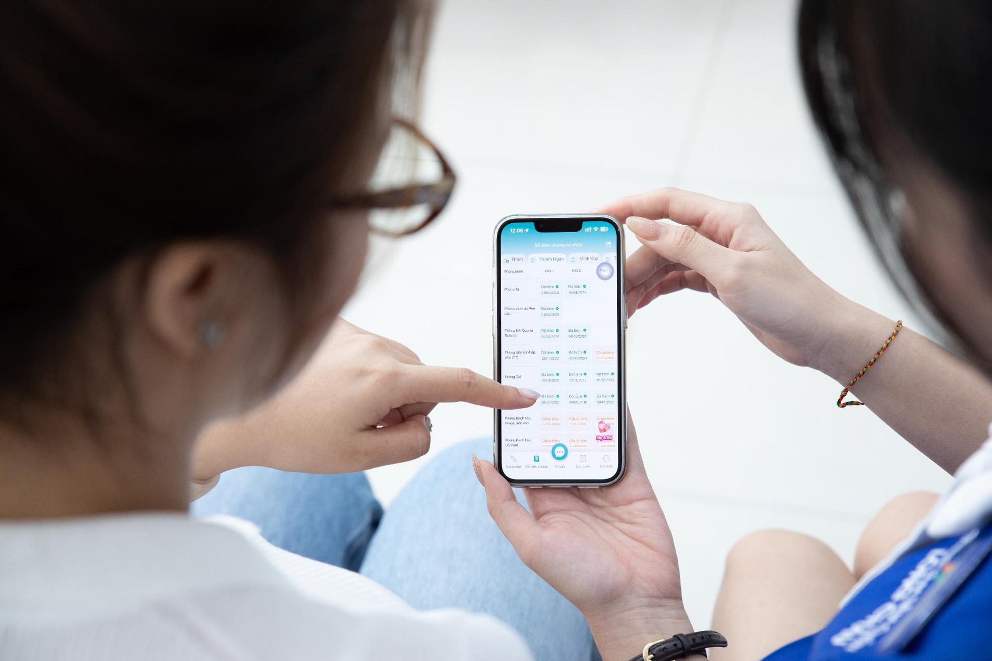 Não mô cầu “càn quét” sức khỏe trong 24 giờ: Bác sĩ lưu ý cách phòng bệnh chủ động cho trẻ - Ảnh 2. Não mô cầu “càn quét” sức khỏe trong 24 giờ: Bác sĩ lưu ý cách phòng bệnh chủ động cho trẻ - Ảnh 2.
