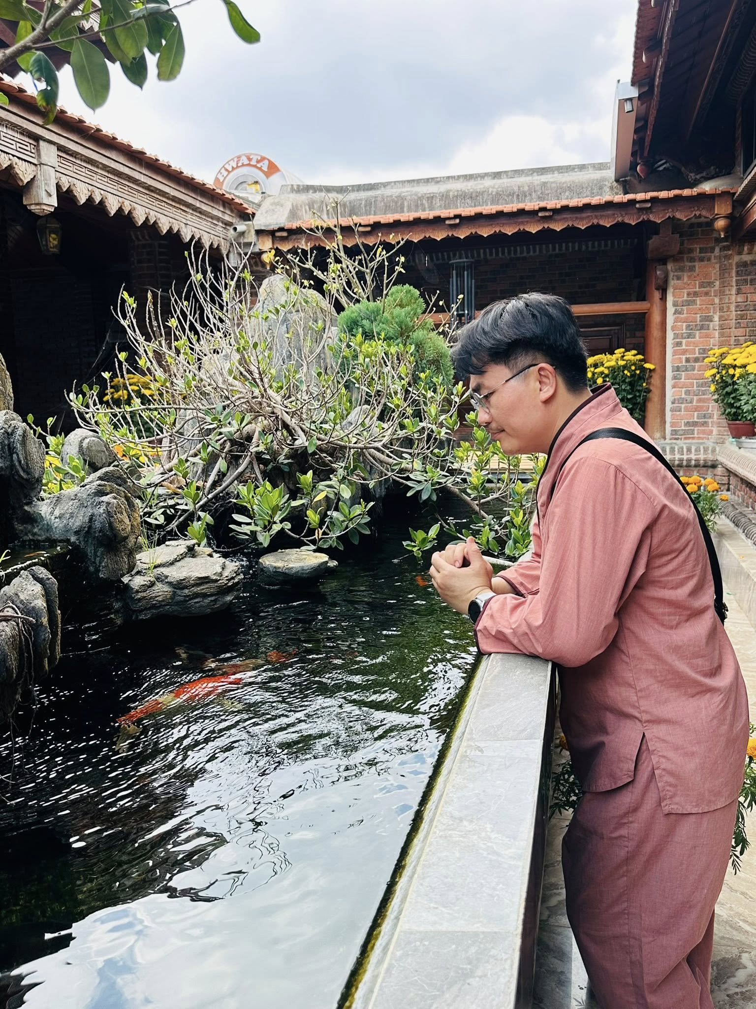 Nam MC gi&agrave;u nhất nh&igrave; Việt Nam: L&agrave; con nh&agrave; Phật, U50 kh&ocirc;ng vợ con, sống trong biệt thự như cung điện- Ảnh 9.