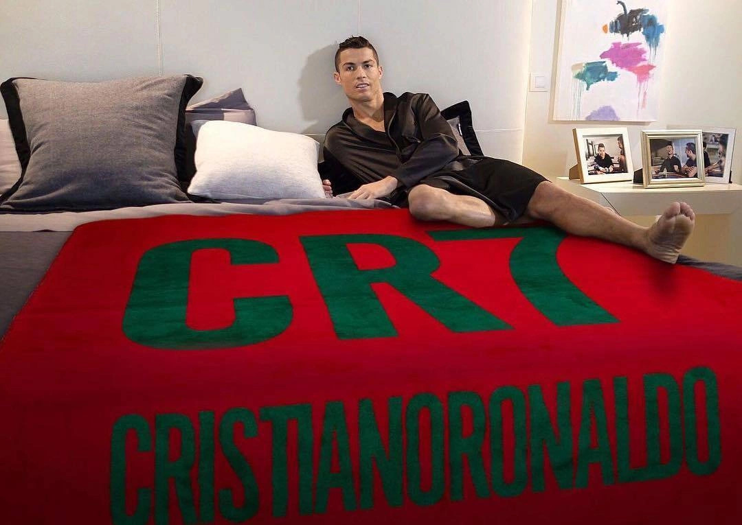 Ng&ocirc;i nh&agrave; của Ronaldo - Ảnh 12.