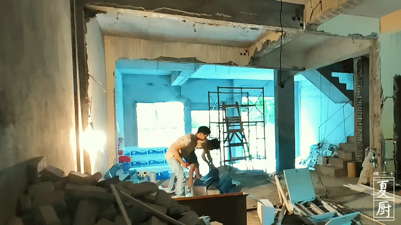 B&ecirc;n trong biệt thự cổ 300m2 giữa rừng của nữ TikToker 3 triệu follower - Ảnh 5.