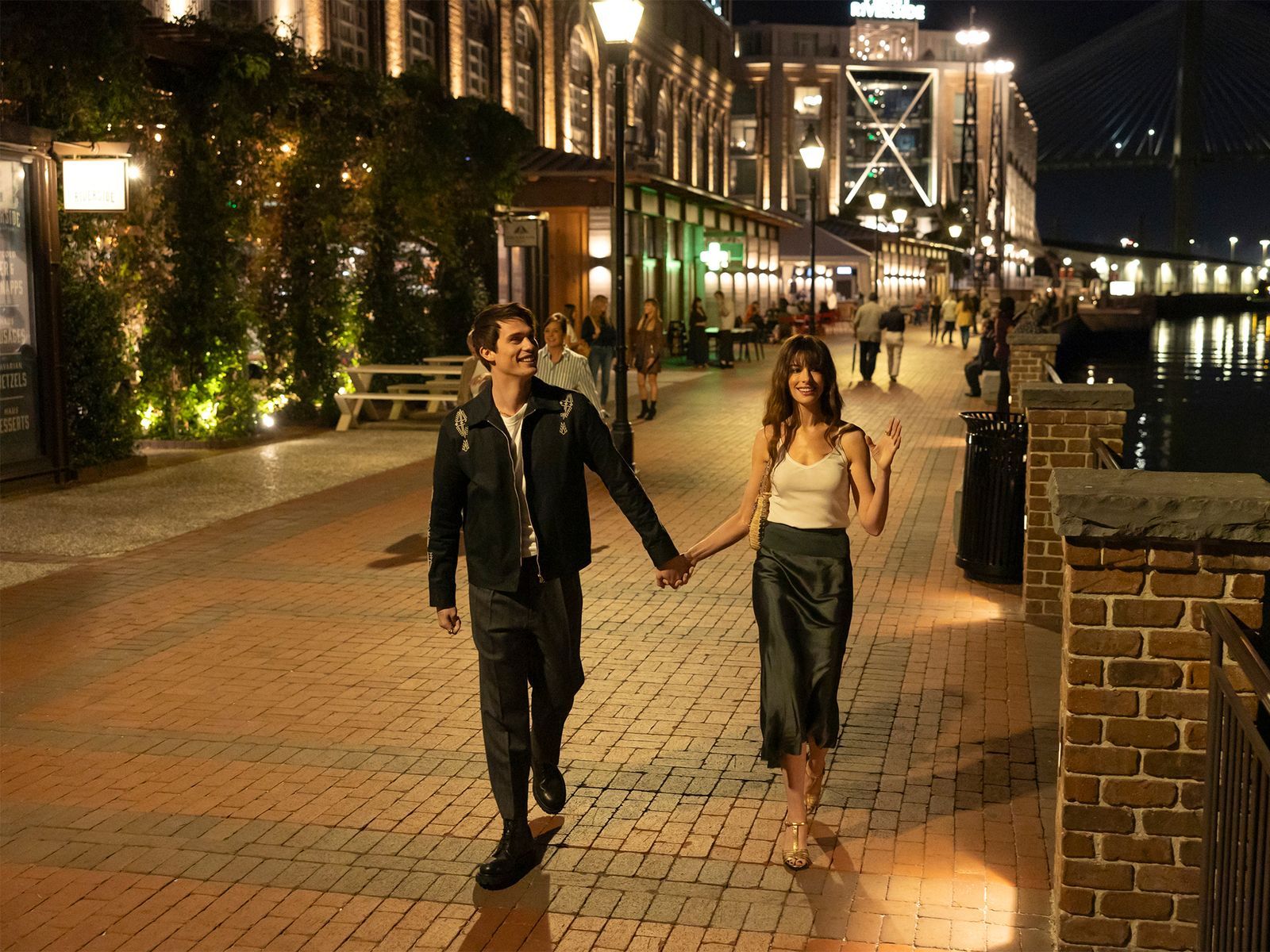 Tại sao phụ nữ Gen Y b&acirc;y giờ "m&ecirc;" đ&agrave;n &ocirc;ng Gen Z đến vậy? - Ảnh 2.