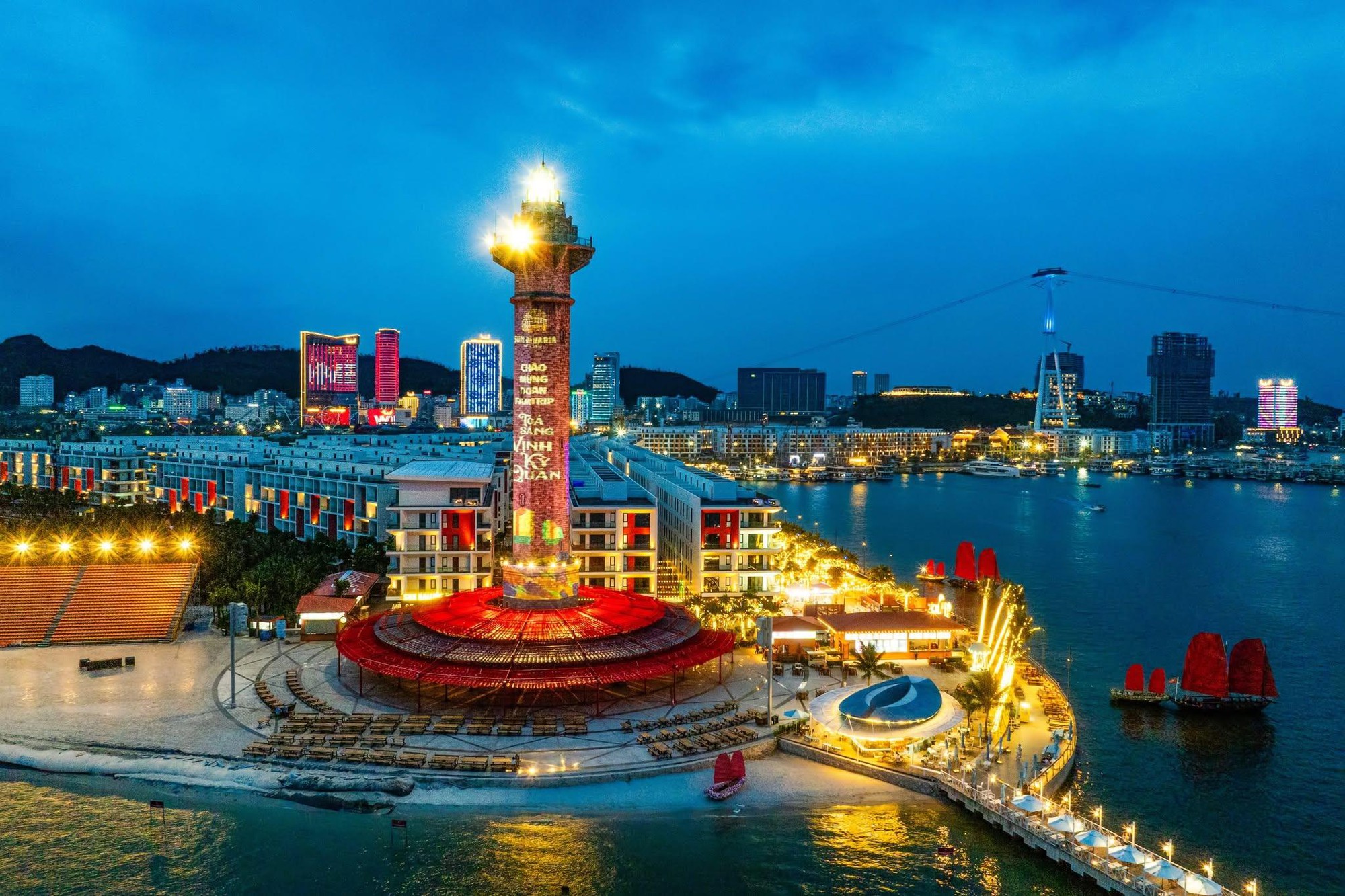 10 năm có một lần: Sun World Ha Long ưu đãi chơi 3 công viên thả ga hai ngày liên tiếp chỉ từ 400.000 đồng - Ảnh 6. 10 năm có một lần: Sun World Ha Long ưu đãi chơi 3 công viên thả ga hai ngày liên tiếp chỉ từ 400.000 đồng - Ảnh 6.