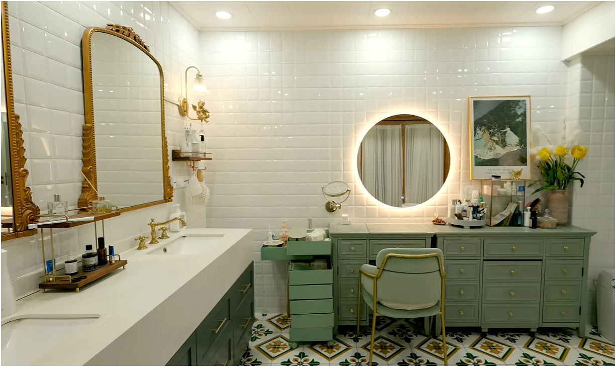 B&ecirc;n trong biệt thự cổ 300m2 giữa rừng của nữ TikToker 3 triệu follower - Ảnh 22.