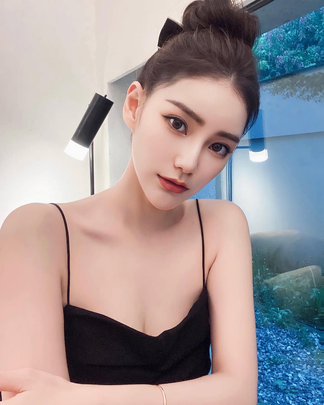 Dậy s&oacute;ng tin 2 con Từ Hy Vi&ecirc;n bị mẹ kế hot girl bạc đ&atilde;i, kh&ocirc;ng cho đặt ch&acirc;n v&agrave;o nh&agrave; cha doanh nh&acirc;n v&igrave; sợ qu&yacute; tử chịu thiệt- Ảnh 3.