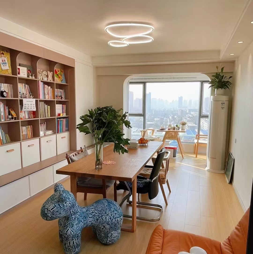 Ph&ograve;ng kh&aacute;ch &ldquo;biến mất&rdquo; từng l&agrave; xu hướng đ&igrave;nh đ&aacute;m, thế nhưng v&igrave; sao ng&agrave;y c&agrave;ng nhiều gia đ&igrave;nh quay lại với thiết kế truyền thống? - Ảnh 3.