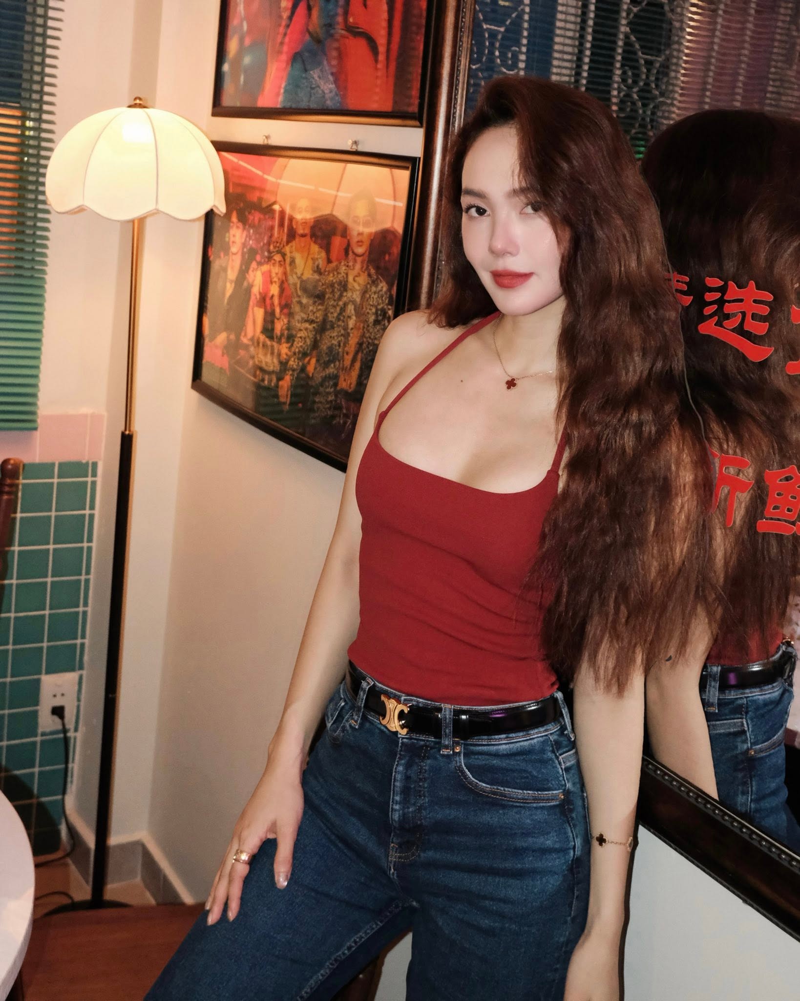 Nhan sắc n&oacute;ng bỏng của nữ nghệ sĩ sinh con trai cho đại gia dệt may- Ảnh 1.