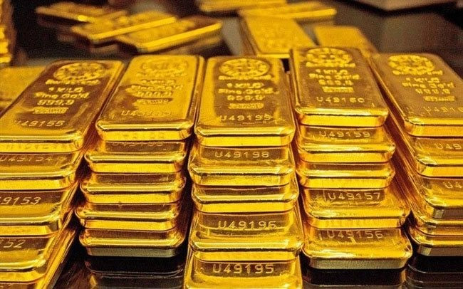 Chuy&ecirc;n gia l&yacute; giải v&igrave; sao v&agrave;ng rớt th&ecirc; thảm như hiện tại l&agrave; hợp l&yacute;- Ảnh 1.