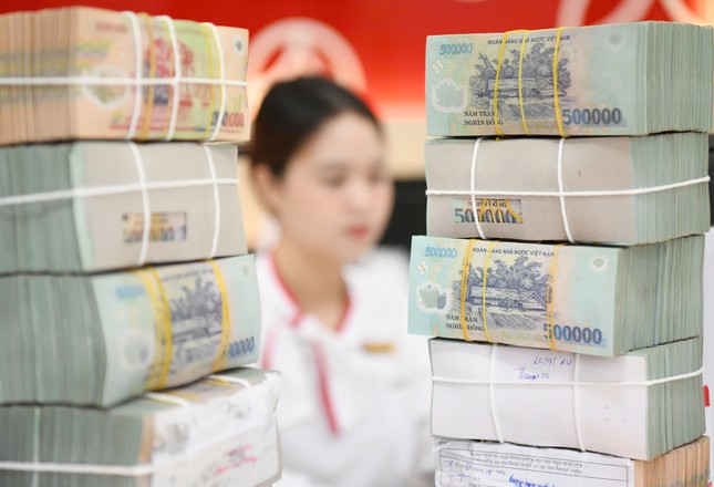Lưu &yacute; khi gửi tiền ng&acirc;n h&agrave;ng- Ảnh 2.