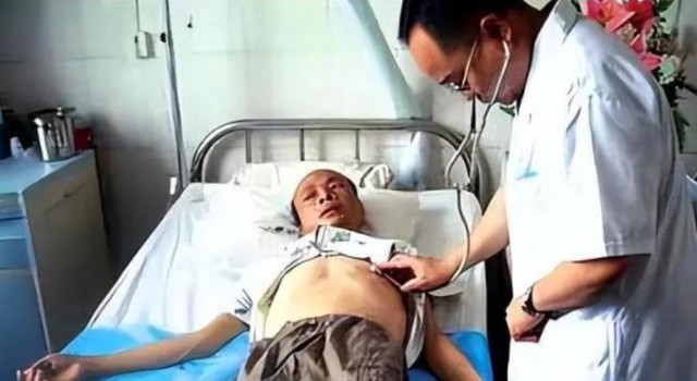 Ra mộ gọi t&ecirc;n chồng lần cuối, người vợ chết lặng khi nghe tiếng đ&aacute;p lại từ dưới l&ograve;ng đất- Ảnh 3.