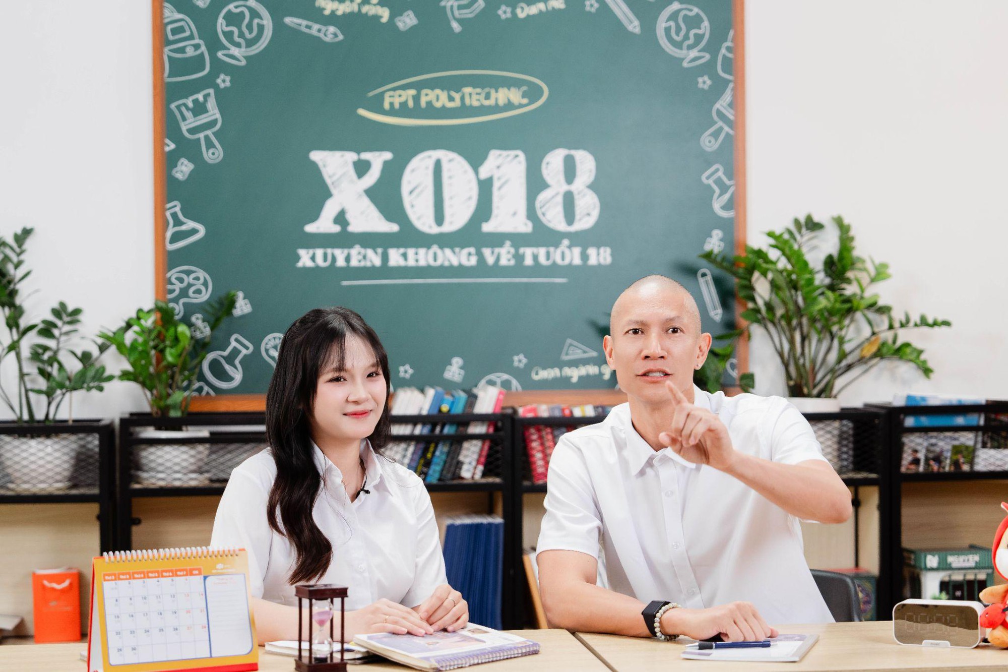 Chọn đam m&ecirc; hay xu hướng: C&acirc;u trả lời từ TK Nguyễn v&agrave; những bạn trẻ d&aacute;m bước ra khỏi v&ugrave;ng an to&agrave;n - Ảnh 2.