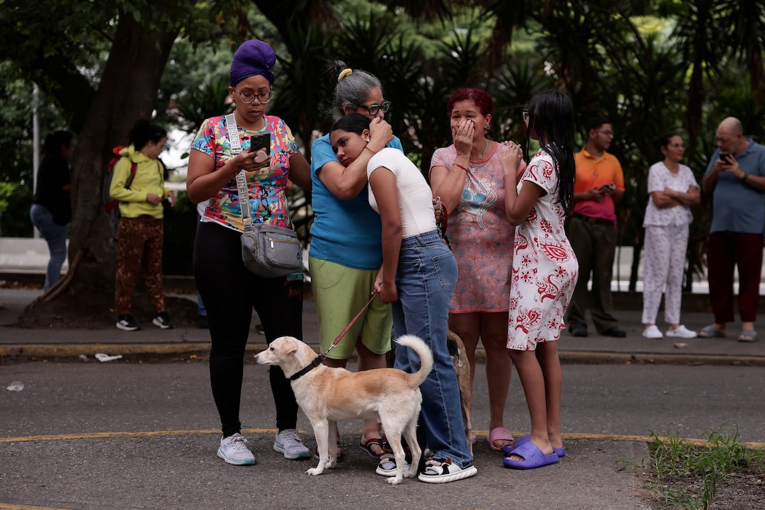 Động đất k&eacute;p rung chuyển Venezuela: Ban bố t&igrave;nh trạng khẩn cấp to&agrave;n quốc, USGS cảnh b&aacute;o số người chết c&oacute; thể từ 10.000 đến 100.000 - Ảnh 4.