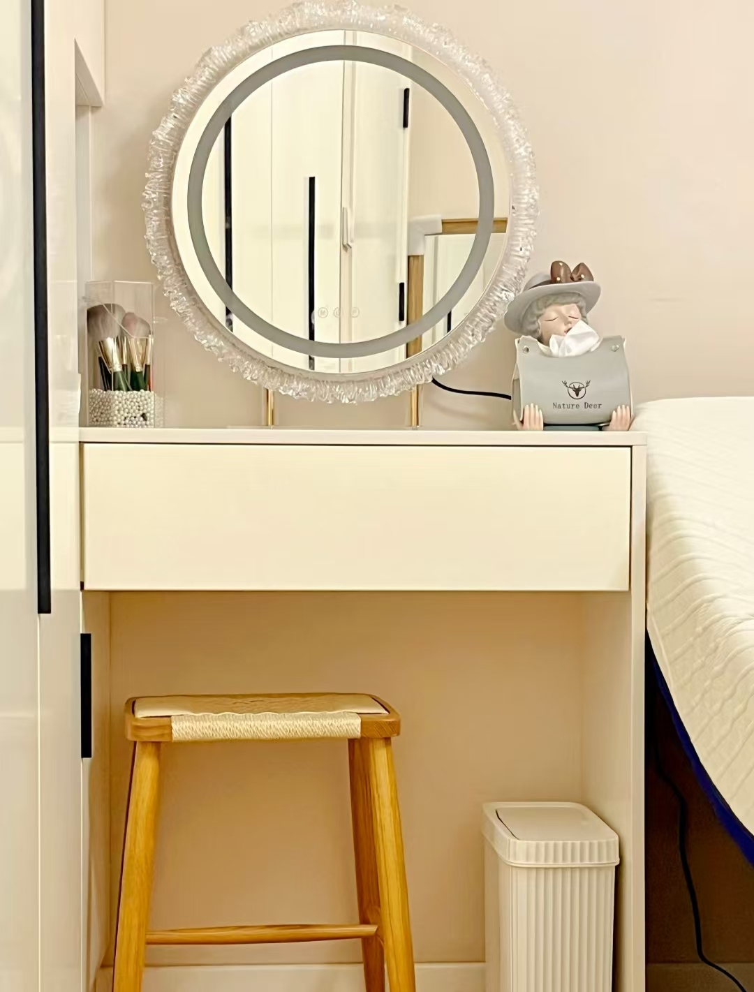 Từ chối trang tr&iacute; &ldquo;qu&aacute; đ&agrave;&rdquo;, người phụ nữ chi chưa tới 260 triệu đồng cải tạo căn hộ 76m&sup2;: Th&agrave;nh quả khiến h&agrave;ng x&oacute;m k&eacute;o nhau tới học hỏi- Ảnh 12.