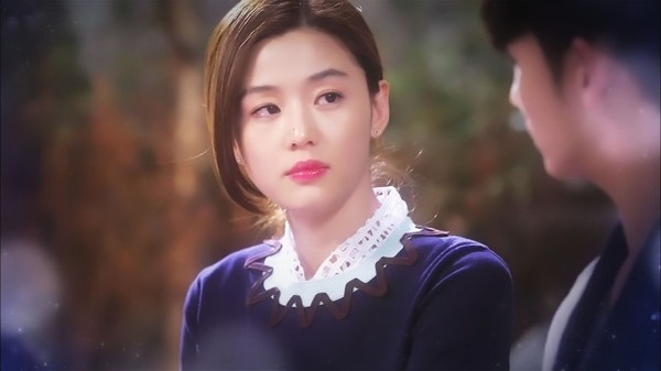 &ldquo;Jeon Ji Hyun kh&ocirc;ng phải con người&rdquo; - Ảnh 4.