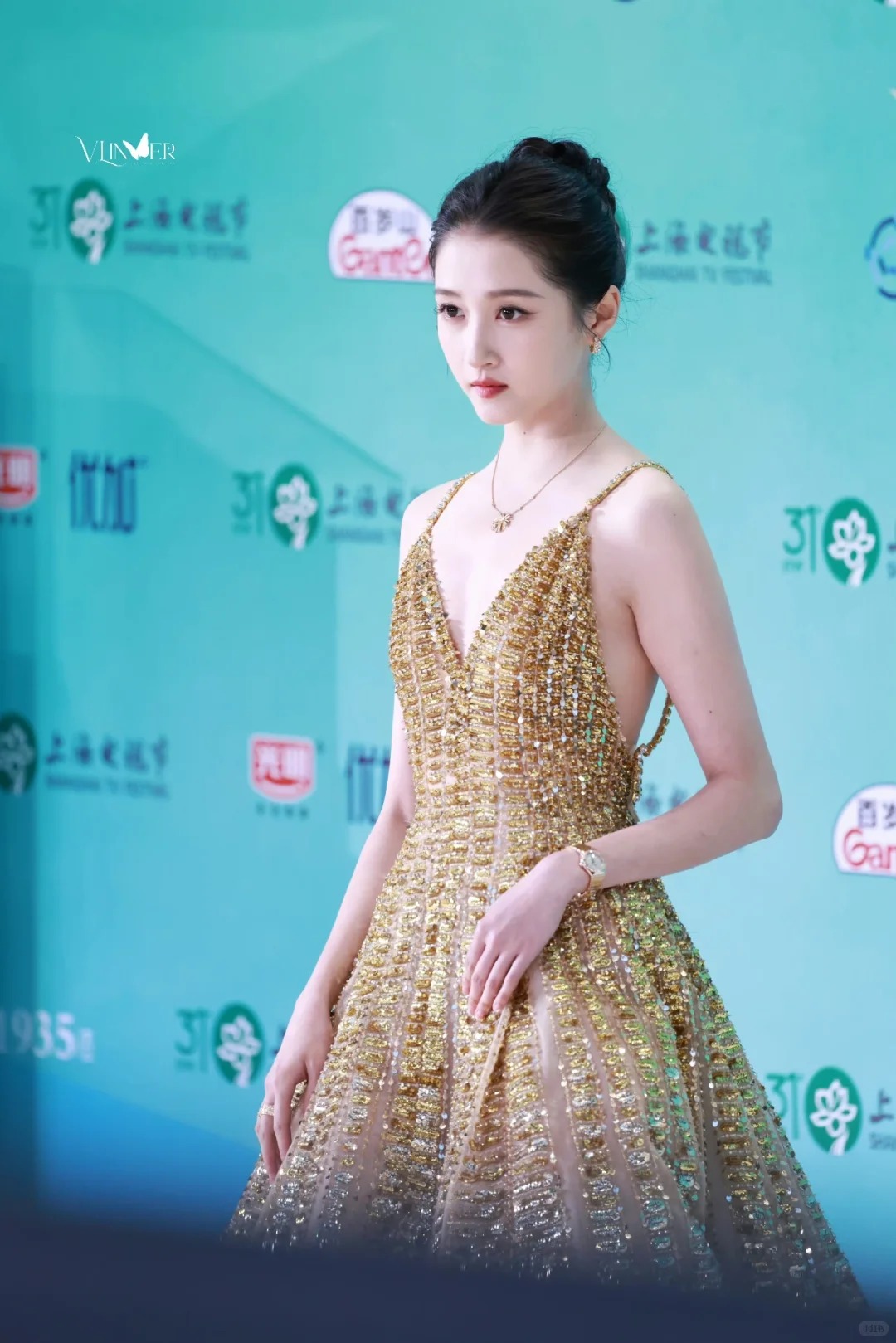 Thảm đỏ hot nhất h&ocirc;m nay: Dương Mịch - Dương Tử đọ sắc g&acirc;y cấn, Ti&ecirc;u Chiến xuống cấp trầm trọng khiến cả MXH ph&aacute;t hoảng- Ảnh 6.