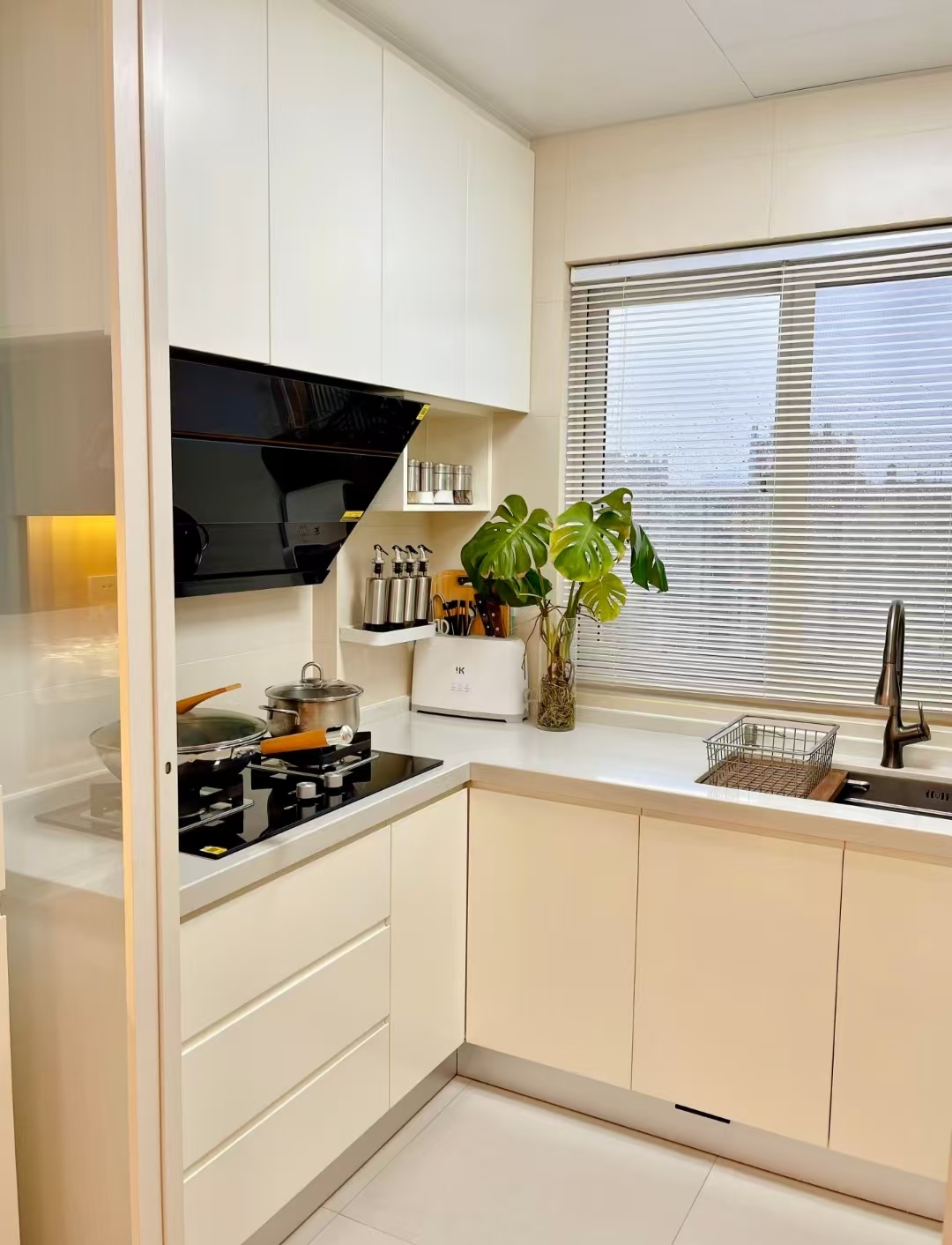 Từ chối trang tr&iacute; &ldquo;qu&aacute; đ&agrave;&rdquo;, người phụ nữ chi chưa tới 260 triệu đồng cải tạo căn hộ 76m&sup2;: Th&agrave;nh quả khiến h&agrave;ng x&oacute;m k&eacute;o nhau tới học hỏi- Ảnh 10.