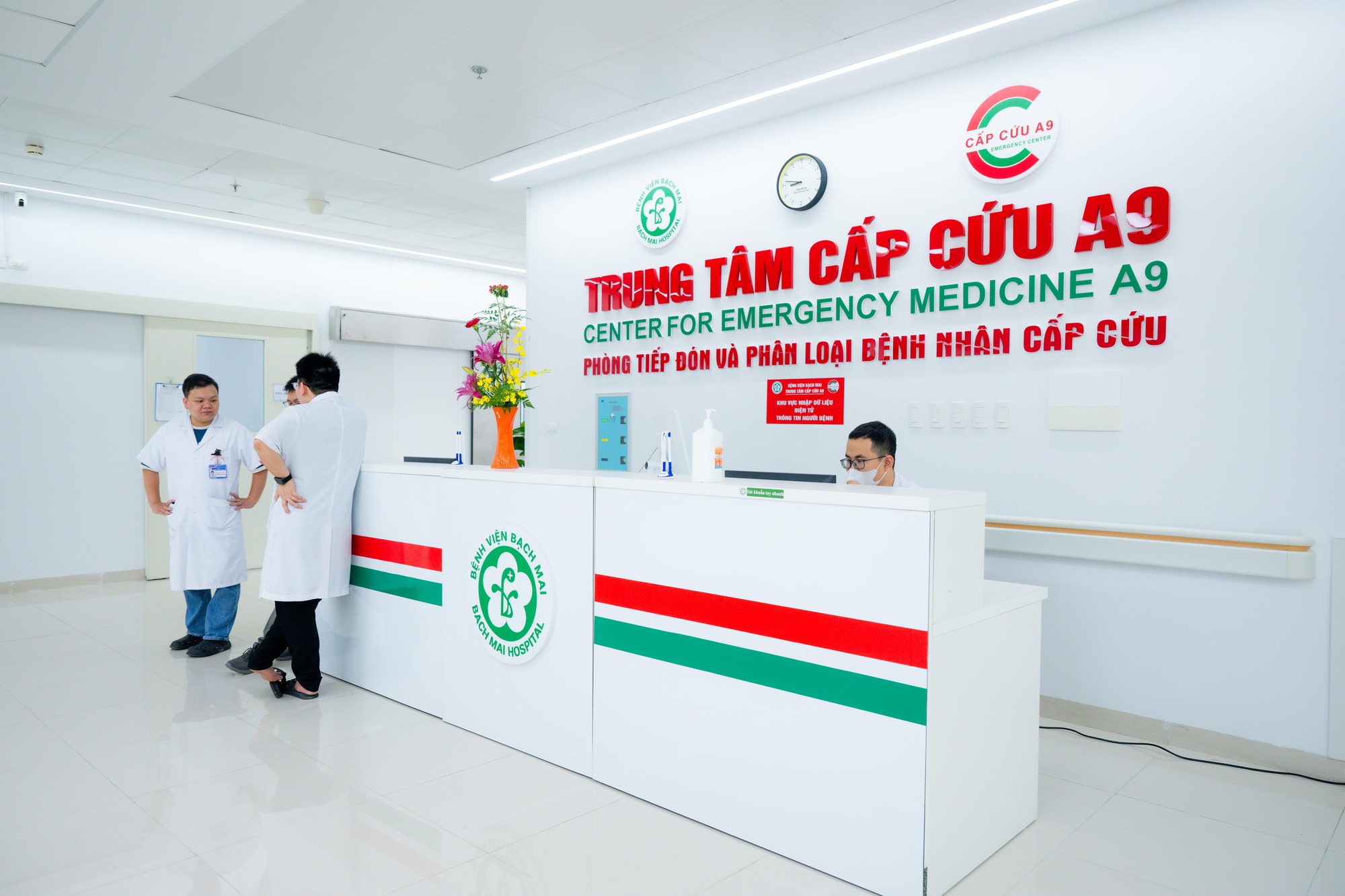 100 năm mới c&oacute; th&ecirc;m một Bạch Mai: Loạt h&igrave;nh ảnh b&ecirc;n trong cơ sở 2 đang khiến nhiều người trầm trồ- Ảnh 6.