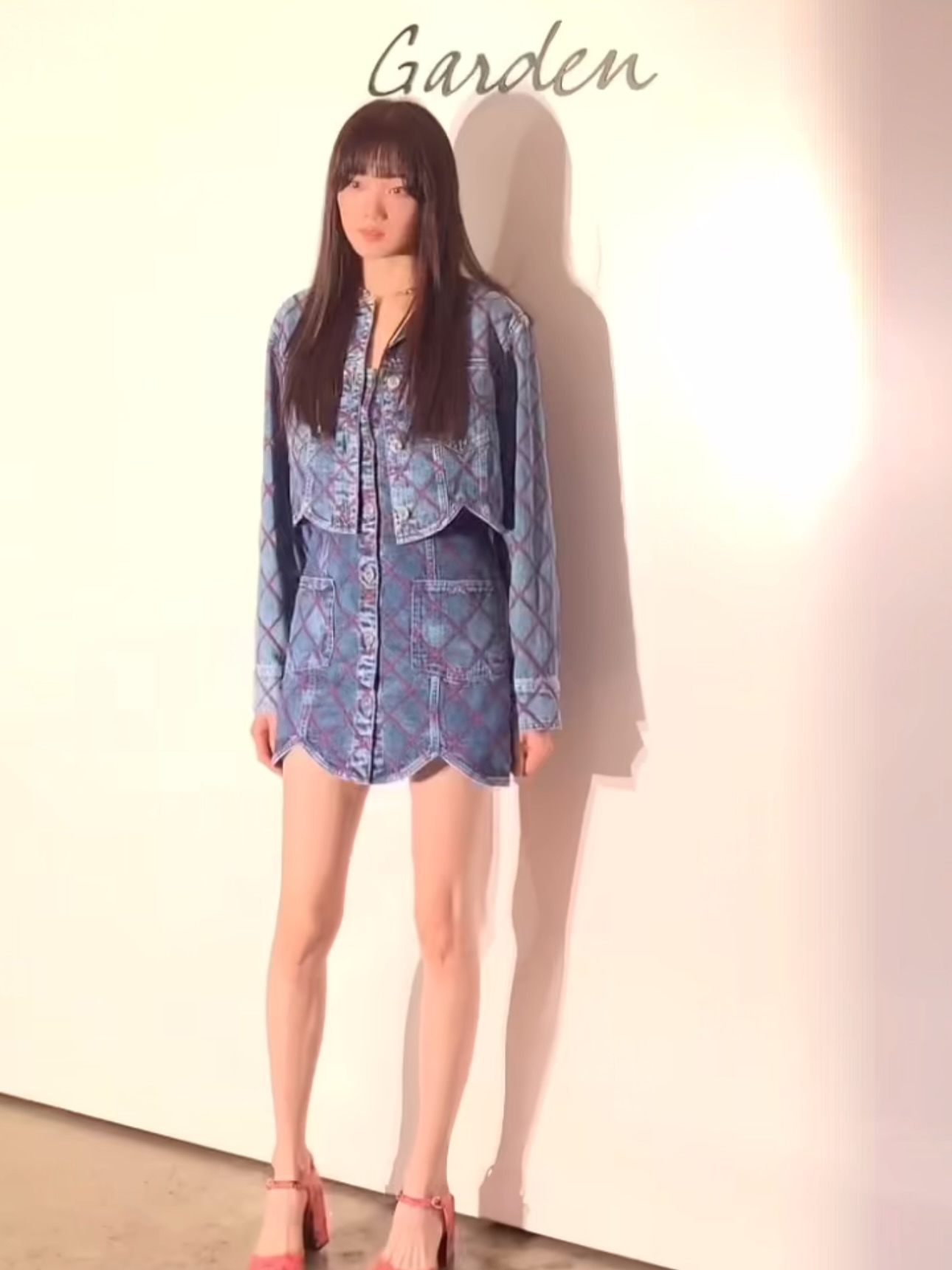 Chuyện g&igrave; vừa xảy ra với Lee Sung Kyung?- Ảnh 2.