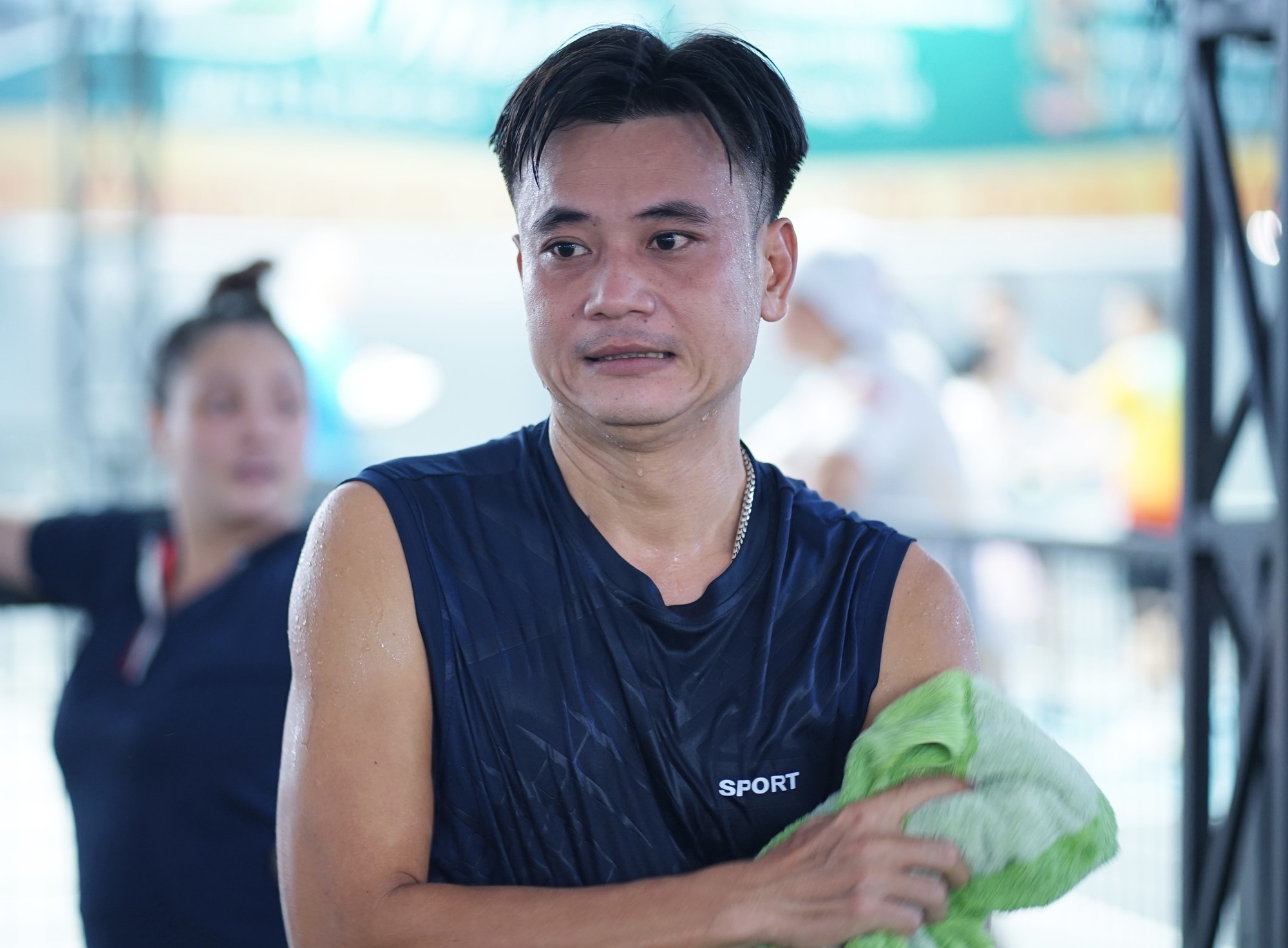 S&acirc;n pickleball ở TP.HCM vẫn k&iacute;n người giữa c&aacute;i n&oacute;ng gần 40 độ C: L&agrave;m g&igrave; để kh&ocirc;ng kiệt sức tr&ecirc;n s&acirc;n? - Ảnh 11.