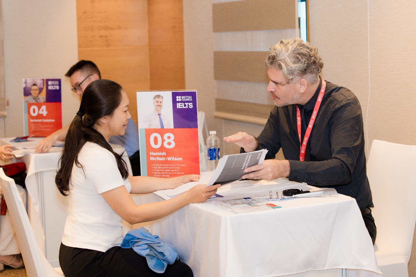 Từ chuy&ecirc;n m&ocirc;n đến sức lan tỏa: C&acirc;u chuyện của gi&aacute;o vi&ecirc;n IELTS thời đại số - Ảnh 1.