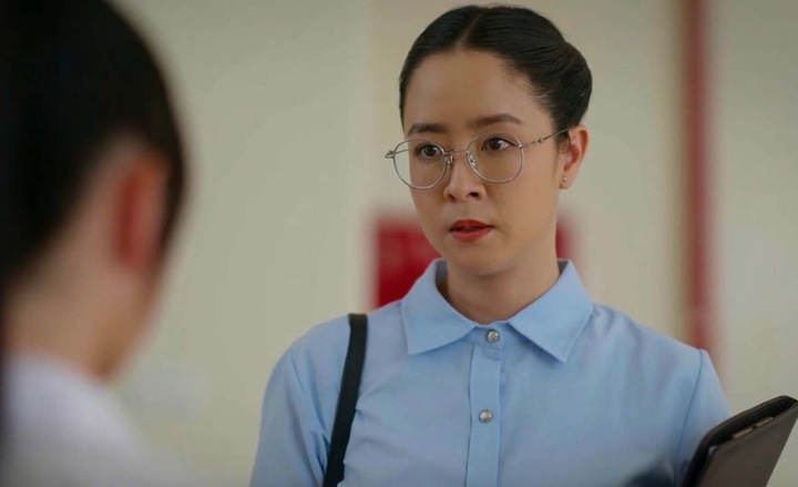 Đời thực gợi cảm của nữ tiến sĩ văn ho&aacute; g&acirc;y b&agrave;n t&aacute;n tr&ecirc;n phim giờ v&agrave;ng VTV- Ảnh 1.