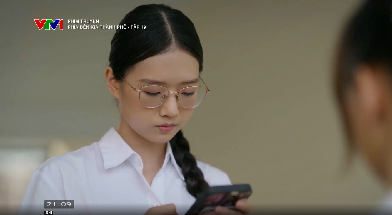 Cận cảnh nhan sắc n&agrave;ng thơ mới của Vbiz: Ng&acirc;y thơ th&aacute;nh thiện tựa t&igrave;nh đầu, netizen năn nỉ &ldquo;xin đừng dao k&eacute;o&rdquo;- Ảnh 1.