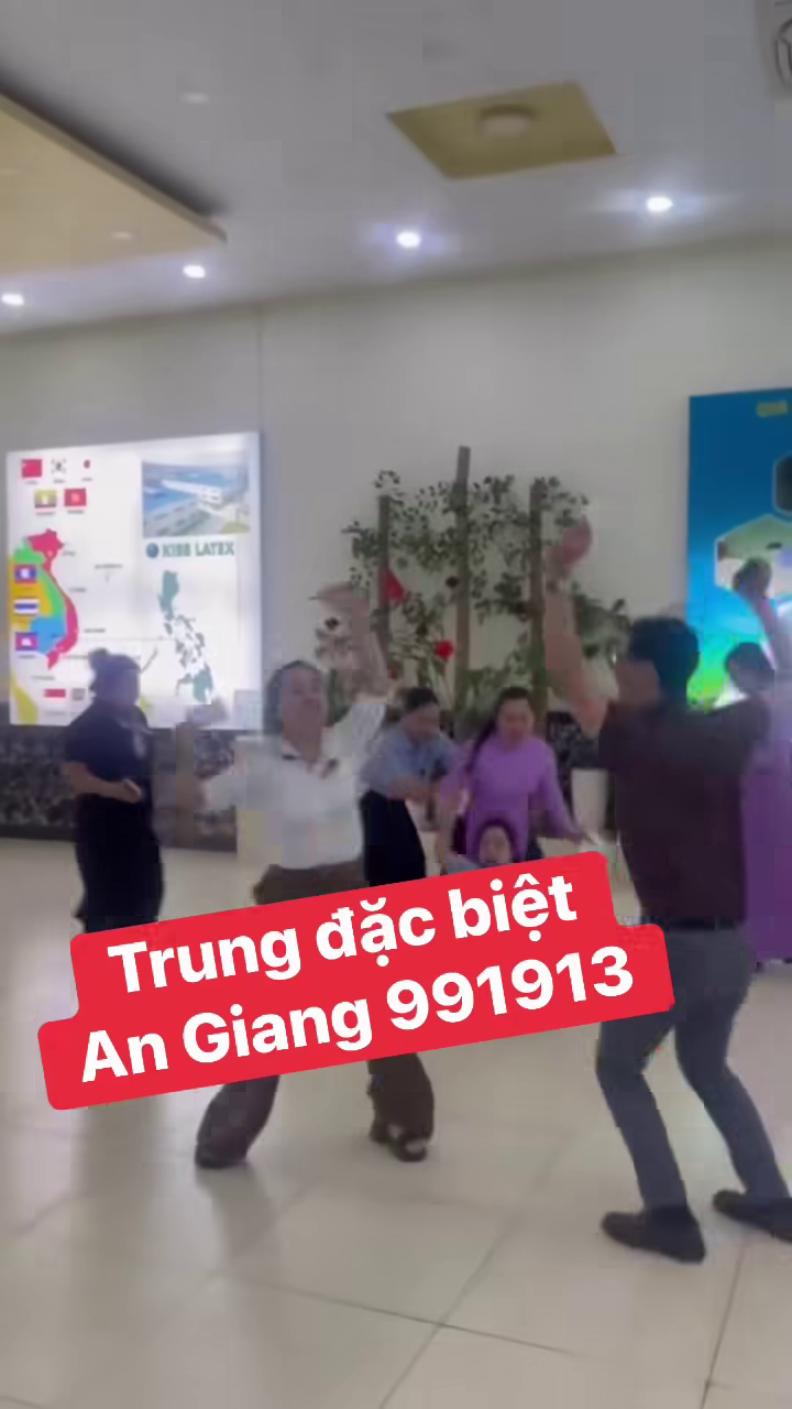 Đoạn clip tr&uacute;ng giải độc đắc xổ số miền Nam đang g&acirc;y &ldquo;b&atilde;o&rdquo; mạng x&atilde; hội - Ảnh 2.