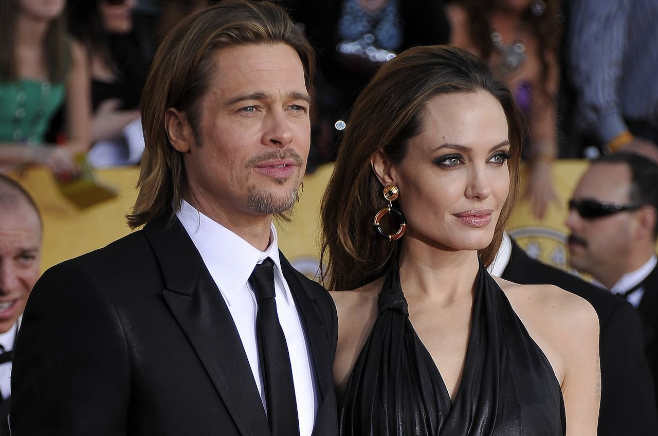 V&igrave; sao Brad Pitt m&atilde;i kh&ocirc;ng cho t&igrave;nh mới trẻ trung một "danh phận"?- Ảnh 3.