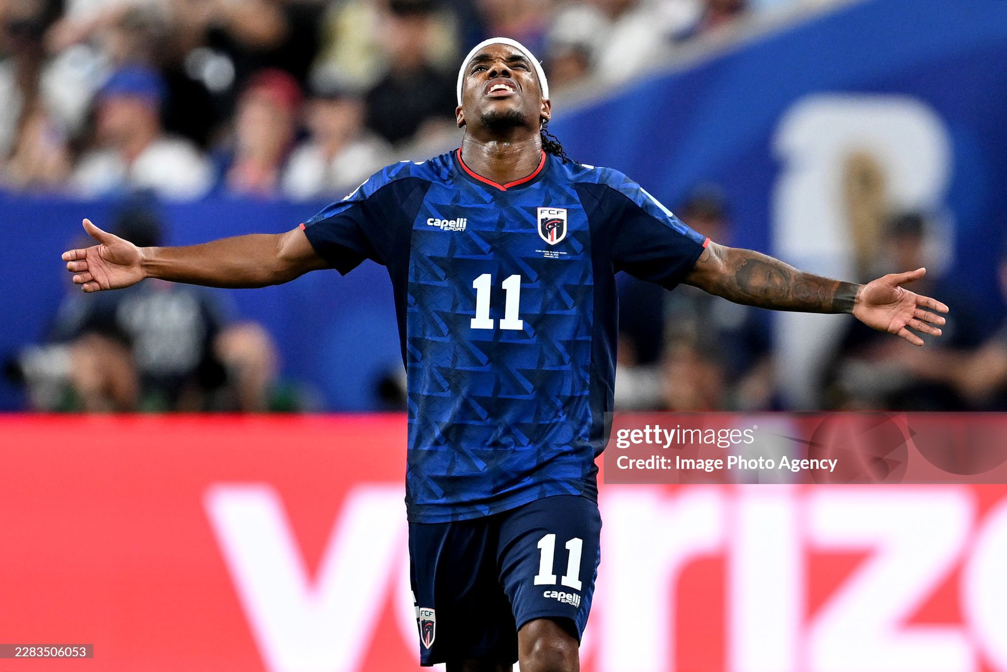B&ugrave;ng nổ cảm x&uacute;c: Cape Verde lần đầu ti&ecirc;n trong lịch sử gi&agrave;nh v&eacute; v&agrave;o v&ograve;ng knock-out, viết n&ecirc;n c&acirc;u chuyện cổ t&iacute;ch ở World Cup 2026 - Ảnh 9.
