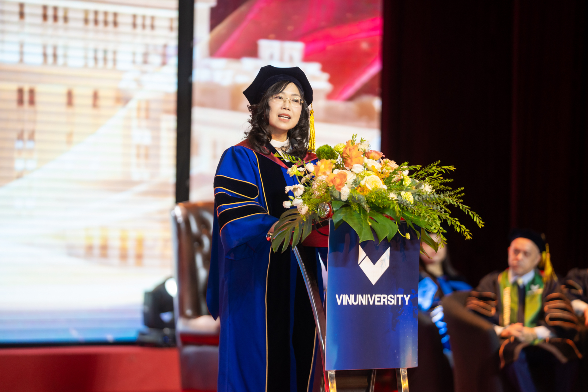 Lễ tốt nghiệp VinUni 2026: 47 b&aacute;c sĩ kh&oacute;a đầu ti&ecirc;n nhận bằng, hơn 55% sinh vi&ecirc;n nhận thư mời l&agrave;m việc trước khi ra trường- Ảnh 9.