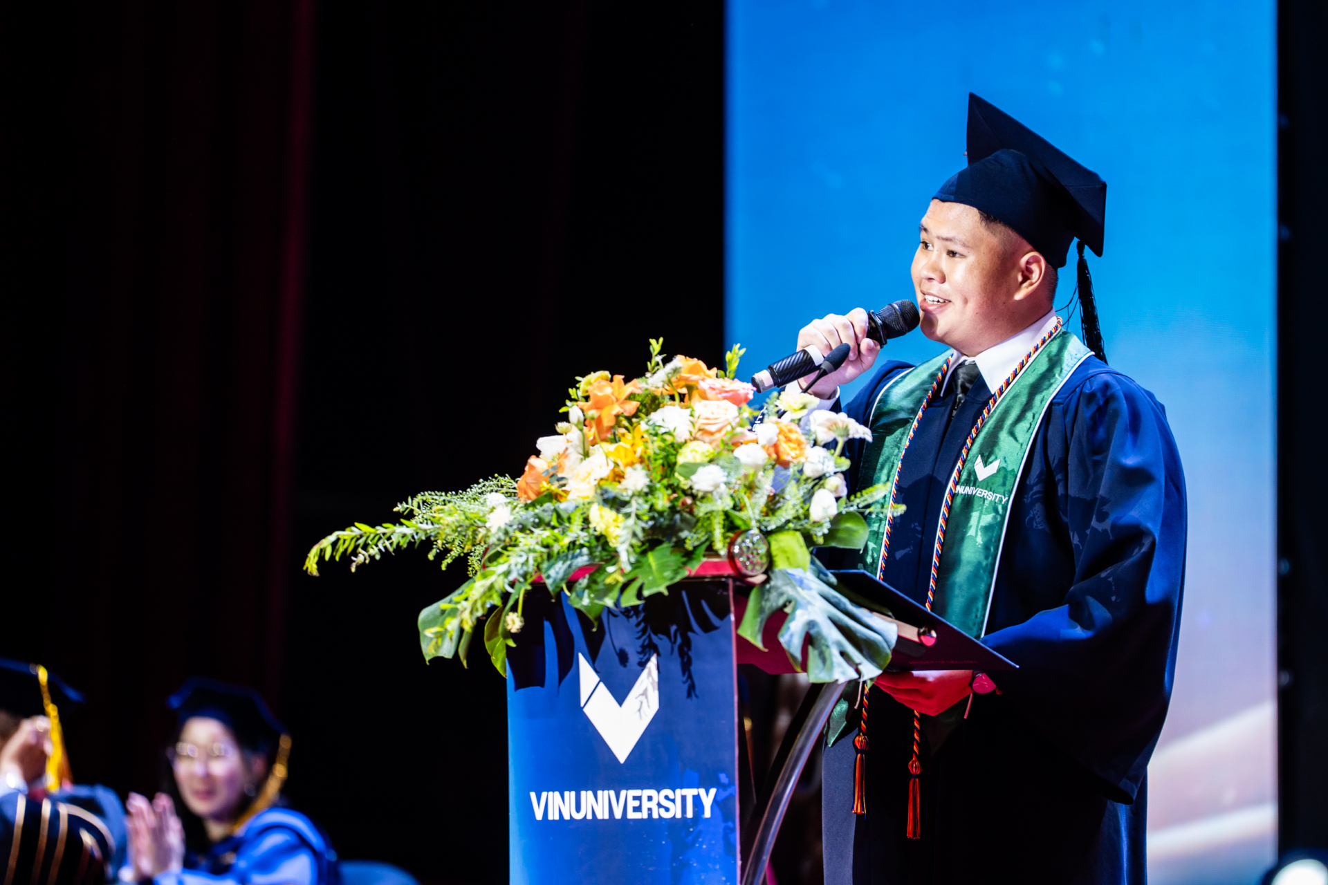 Lễ tốt nghiệp VinUni 2026: 47 b&aacute;c sĩ kh&oacute;a đầu ti&ecirc;n nhận bằng, hơn 55% sinh vi&ecirc;n nhận thư mời l&agrave;m việc trước khi ra trường- Ảnh 11.