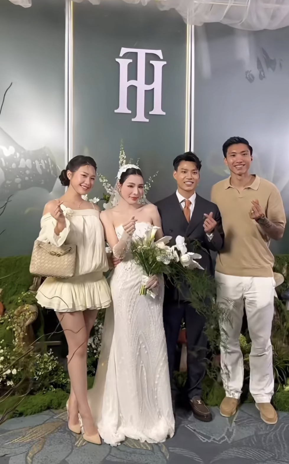 Do&atilde;n Hải My l&ecirc;n đồ đi ăn cưới l&agrave; r&otilde; đẳng cấp Top 10 Hoa hậu Việt Nam, kh&aacute;c hẳn style nhạt nhạt thường ng&agrave;y- Ảnh 2.