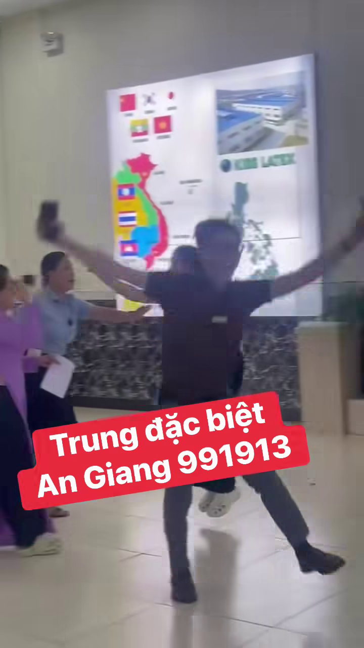 Diễn biến mới vụ clip tr&uacute;ng độc đắc xổ số miền Nam g&acirc;y &ldquo;b&atilde;o&rdquo; mạng x&atilde; hội - Ảnh 2.