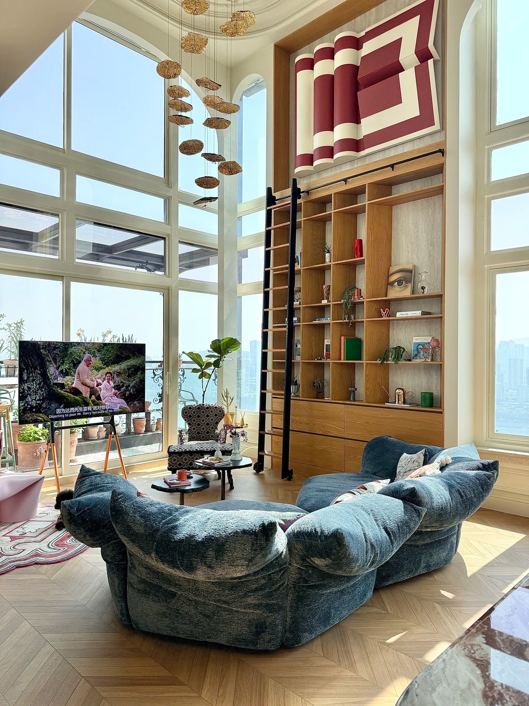 Căn duplex 320m2 "view triệu đ&ocirc;" của vợ chồng 30 tuổi kh&ocirc;ng đi l&agrave;m- Ảnh 6.