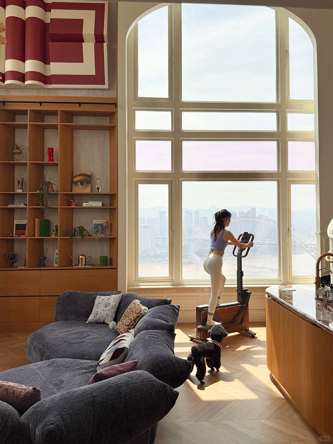 Căn duplex 320m2 "view triệu đ&ocirc;" của vợ chồng 30 tuổi kh&ocirc;ng đi l&agrave;m- Ảnh 3.