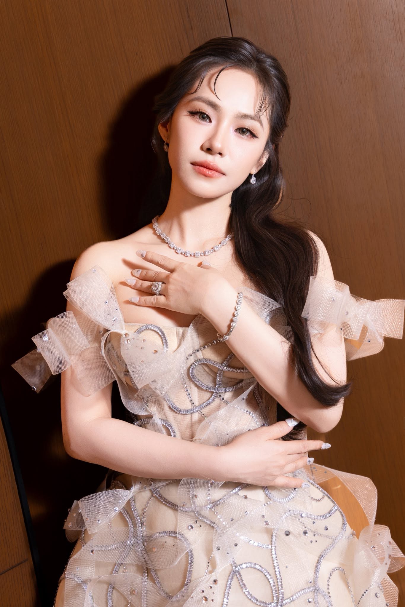 Nữ ca sĩ Việt 41 tuổi tốt nghiệp Nhạc viện loại giỏi, từ h&aacute;t đ&acirc;u hot đ&oacute; nay bị ch&ecirc; &ldquo;thảm họa&rdquo;- Ảnh 6.