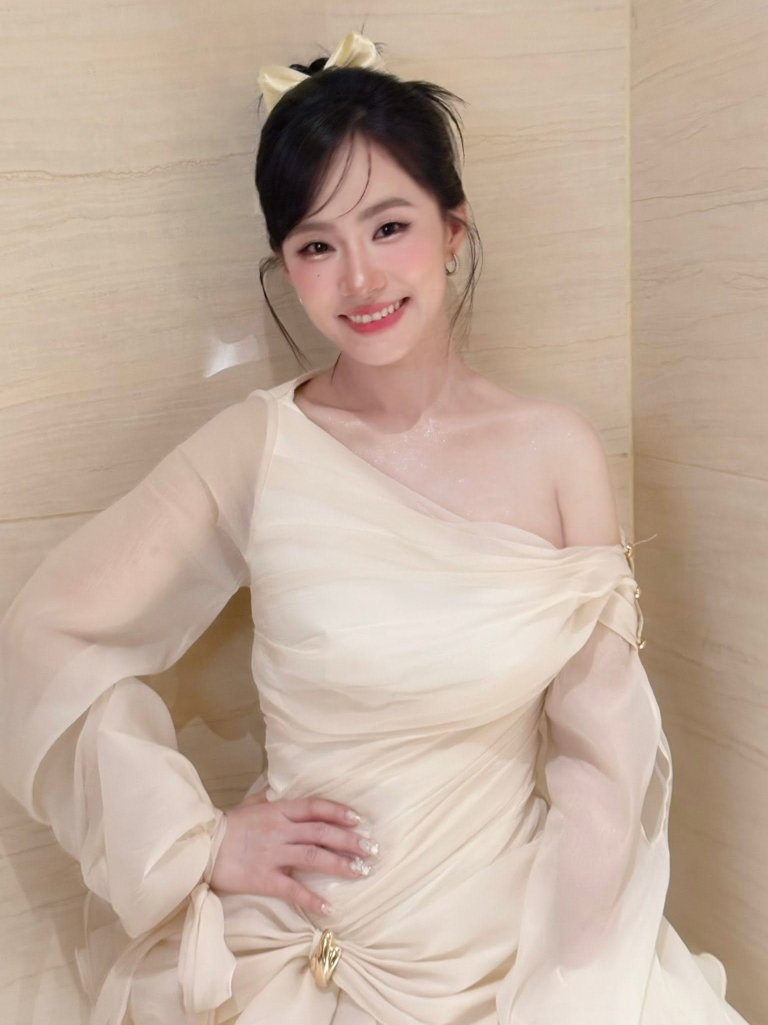 Nữ ca sĩ Việt 41 tuổi tốt nghiệp Nhạc viện loại giỏi, từ h&aacute;t đ&acirc;u hot đ&oacute; nay bị ch&ecirc; &ldquo;thảm họa&rdquo;- Ảnh 1.